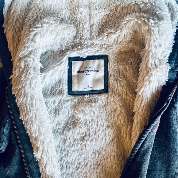 Abercrombie and Fitch faux fur lined, embroidered zip up. Very cozy and warm. - Picture 2 of 4